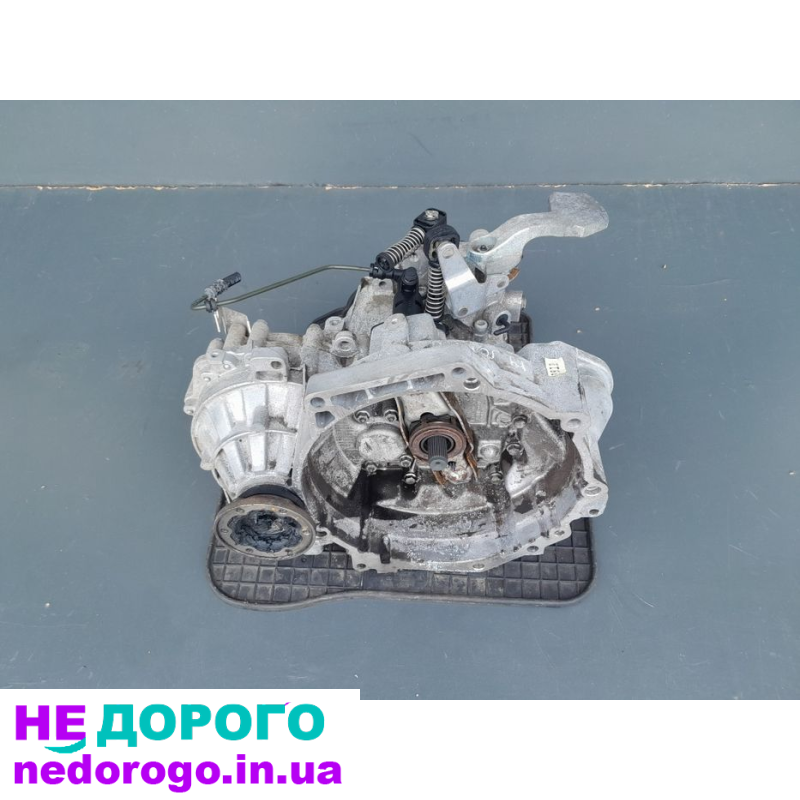 Коробка передач 1.9TDI 5-ступка VW Caddy Skoda A5 кпп 1.9 Кадди Шкода