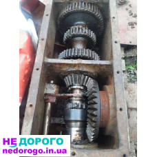 Коробка передач бурова на УРБ-2,5, нова з конверсією, валами та шестернями, відповідає стандартам якості.
