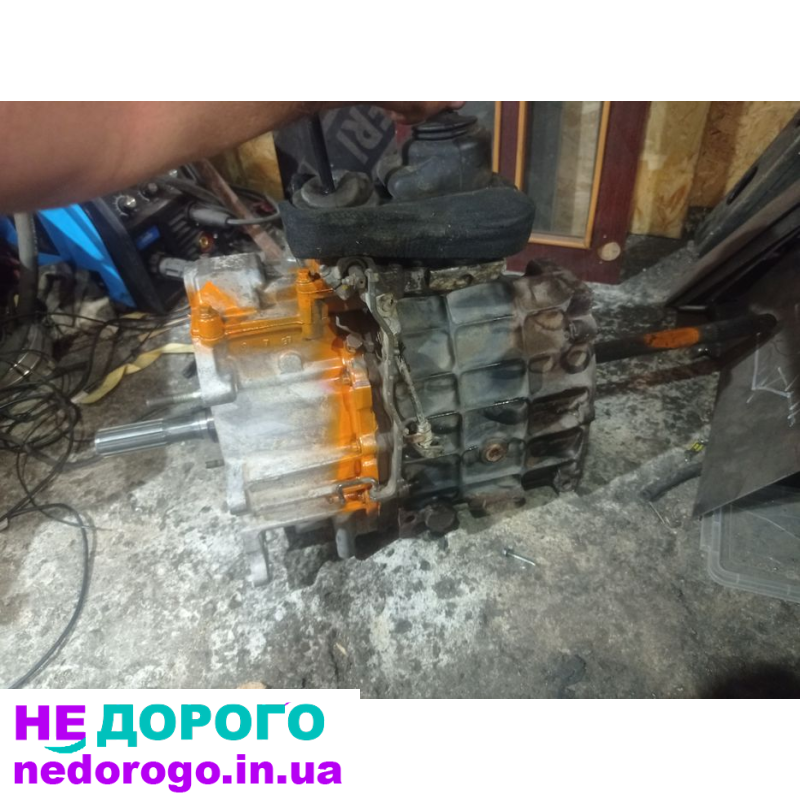 Коробка передач Defender Land Rover 2.5 TDI SNACH, 1990 рік, 2.5 л дизель.