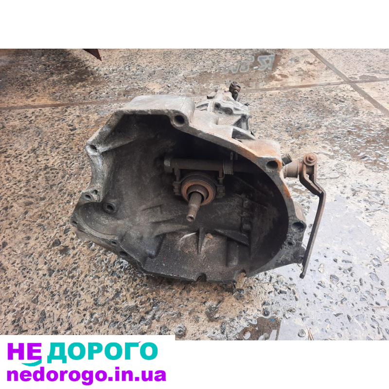 Коробка передач Фольцваген Пасат Б-2 чотирьох ступка