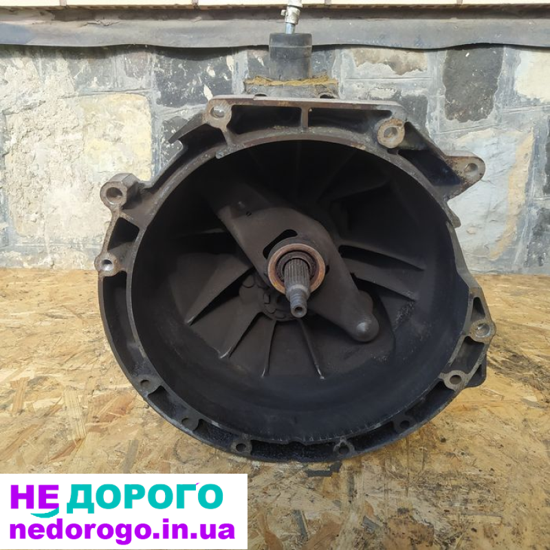 Коробка передач (КПП) Ford Transit 2.4TDCI TDDI DI 2000-2006р.в. - надійний агрегат для вантажівок з об'ємом двигуна 2.4 літра.