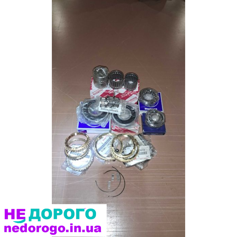 Коробка передач КПП рем вставка Тойота Ленд крузер 70-79  90  105 120