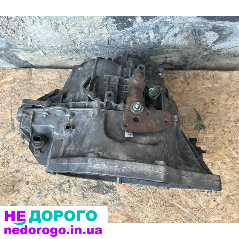 Коробка передач Renault Master 2.5dCi | Opel Movano 2.5DTi: Назва: КПП, модель: Renault Master/Opel Movano, рік випуску: - , об'єм двигуна: 2.5 л, паливо: дизель.