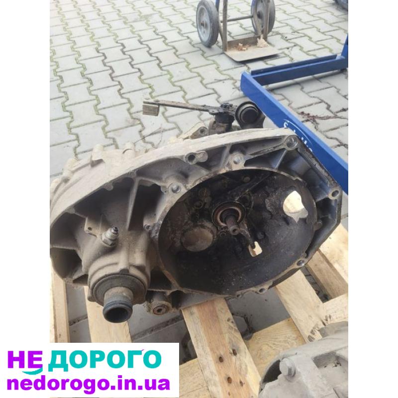 Коробка передач КПП Volkswagen Transporter T4 2.5 2002р, об'єм двигуна 2.5 л, паливо - дизель.