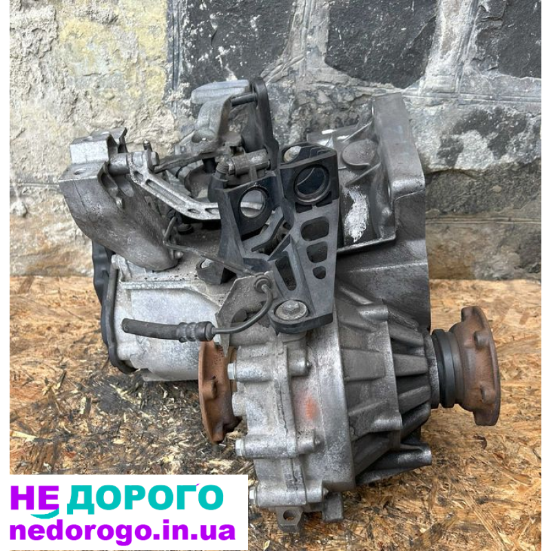Коробка передач (КПП) Volkswagen Caddy 3 1.9TDI 2004-2015р.в. (LFZ)