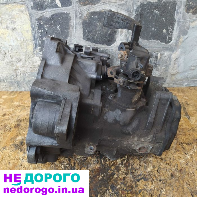 Коробка передач (КПП) Volkswagen Golf 4. Bora 1.8 20V (CZM)