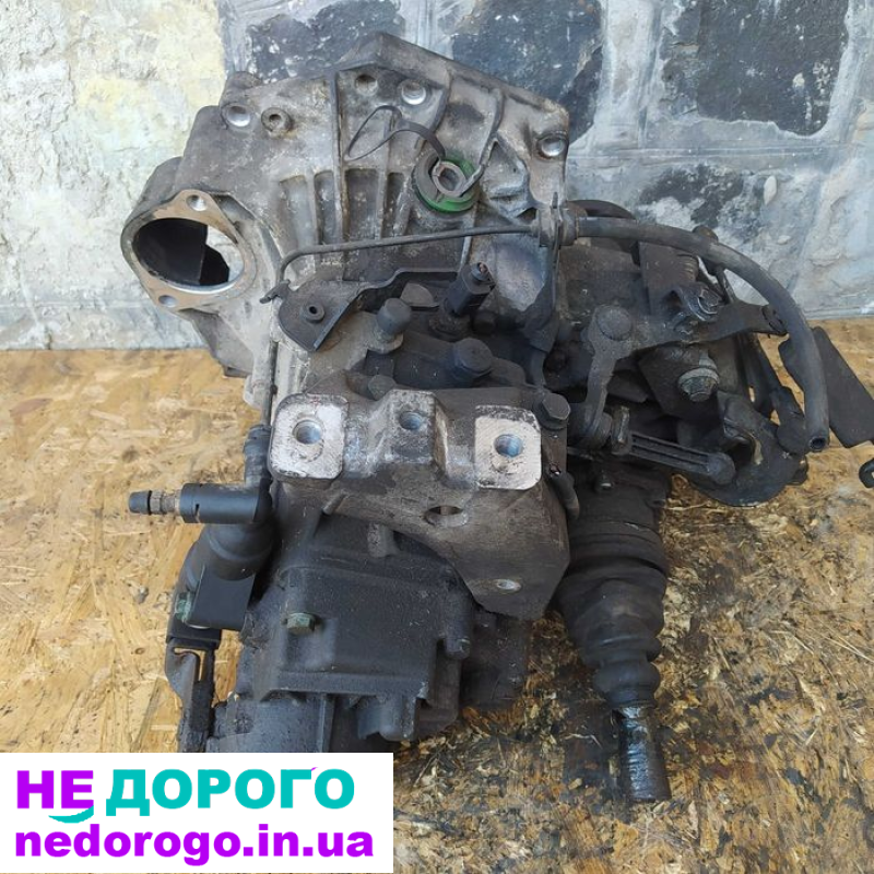Коробка передач КПП Volkswagen Golf 4. Bora | Skoda Octavia  1.4L 1.6L