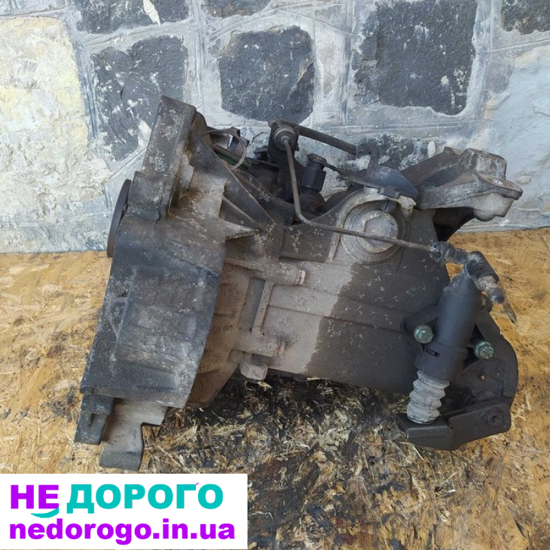 Коробка передач КПП Volkswagen Golf 4. Bora | Skoda Octavia  1.4L 1.6L