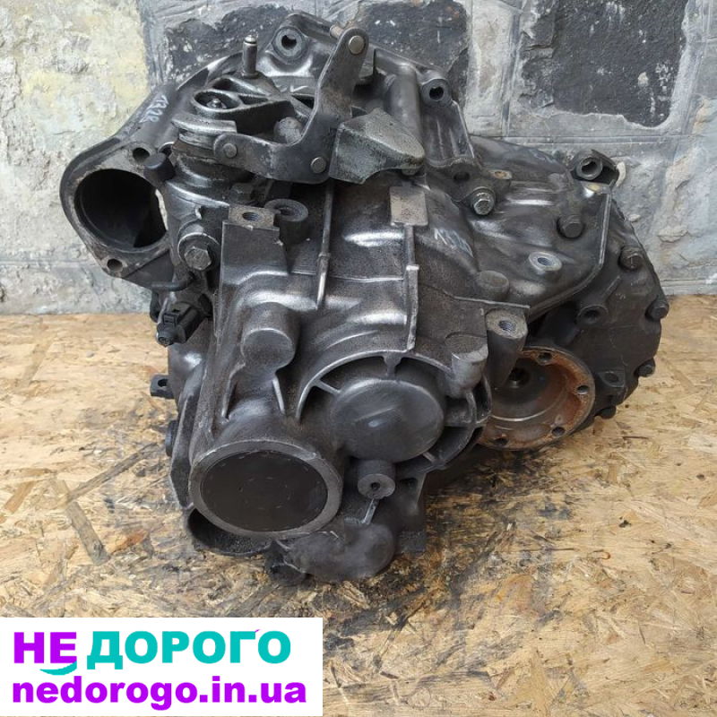 Коробка передач (КПП) Volkswagen Touran 2.0TDI 2003-2010р.в. (GNE)