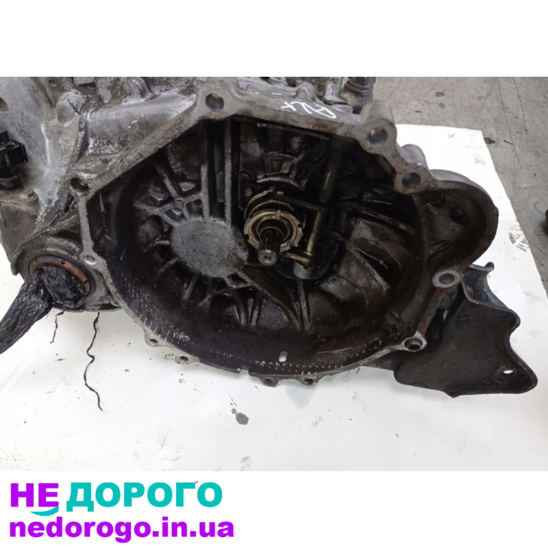 Коробка передач механічна МКПП 5-ступ Hyundai Trajet 2.0 бензин 2000 р.