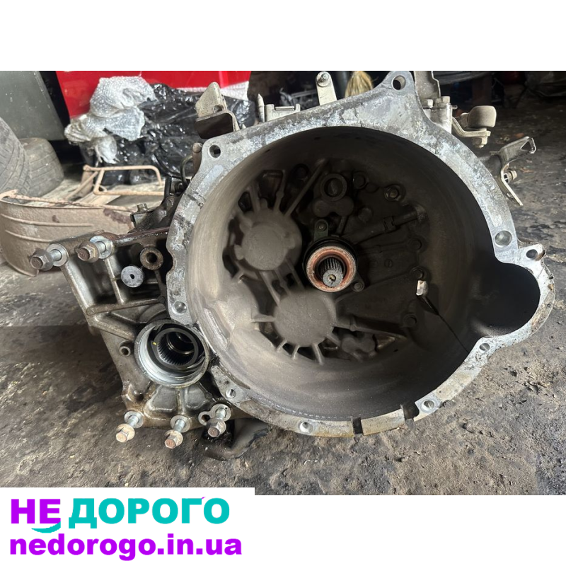 Коробка передач механічна Mitsubishi Outlander 2.2d 4N14 2014 2.2 л дизель.