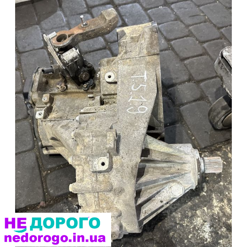 Коробка передач механіка 5 ступ. VW T5 1.9 tdi CSH-DE 02Z301103D, 2005 рік, дизель, об'єм двигуна 1.9 л.