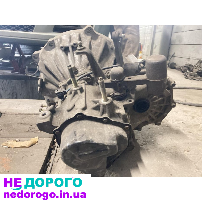 Коробка передач механіка Mazda 5 1.8 бензин 2006 рік.