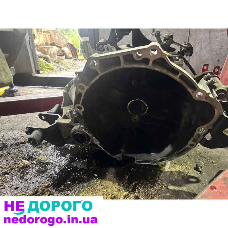 Коробка передач механіка Toyota Rav 4 2.0d 13-19 1jb0c-k 2WD