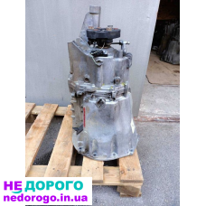 Коробка передач Mercedes 6-ка МКПП, 6 швидкостей, 2018 рік, 2.0 літра, бензин.
