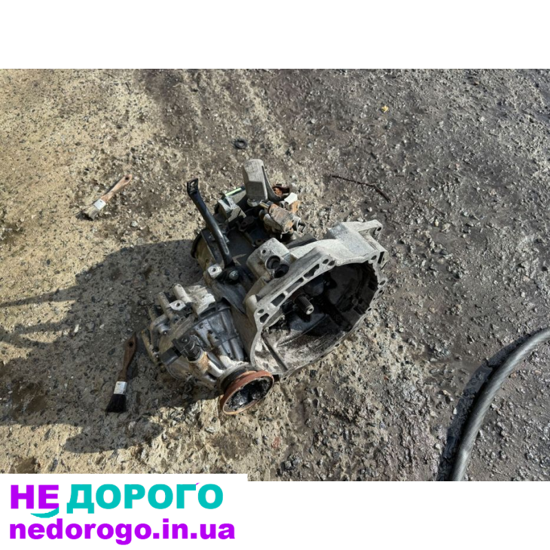 Коробка передач механічна 2.0 Октавія тур EGU 2005 2.0 л бензин.