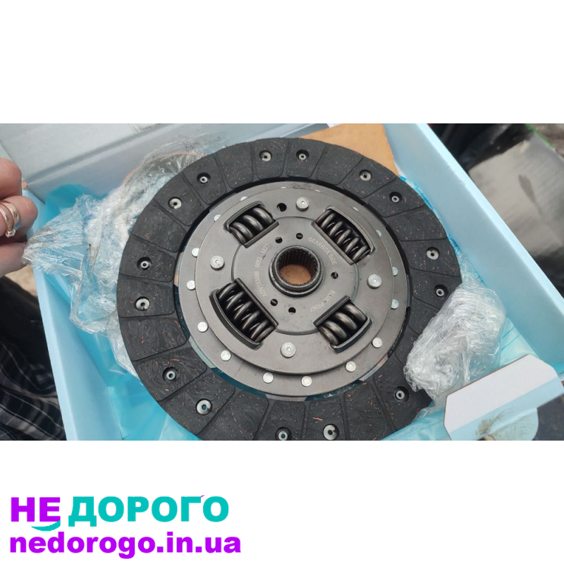 Коробка передач МКПП Volkswagen Golf 4 1,6 V16 2002 1,6 л бензин.
