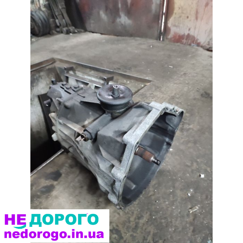 Коробка передач ЛТ 35: ZF S5-42, 1990, 2.4 л дизель.