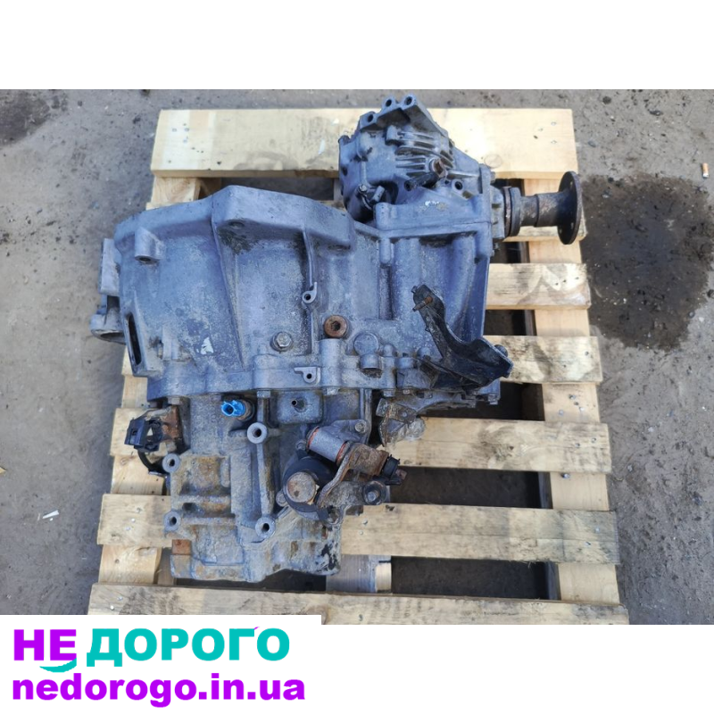 Коробка передач Nissan X-Trail 2.2CDI T30 4*4 2003 2.2 л дизель.