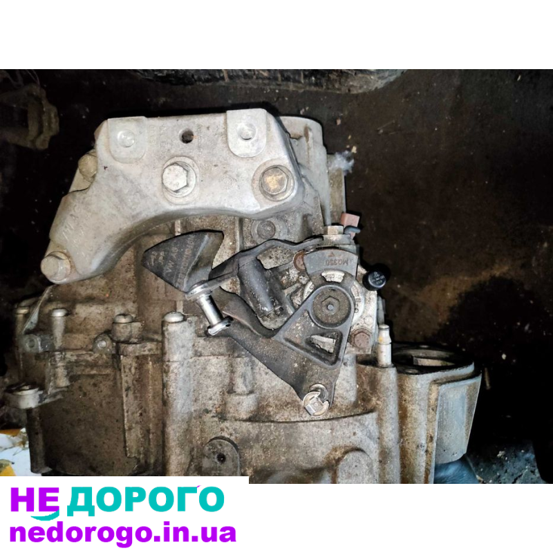 Коробка передач на Skoda Octavia A5 2.0TDI 6 ступка JLU