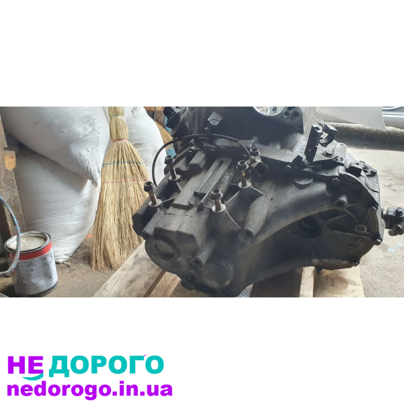 Коробка передач Nissan Almera N16 2.2di YD-1, 2003 рік, дизель, 2.2 л.