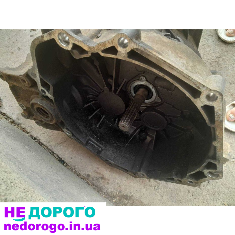 Коробка передач... Опель комбо 1,7 дизель пятиступка.