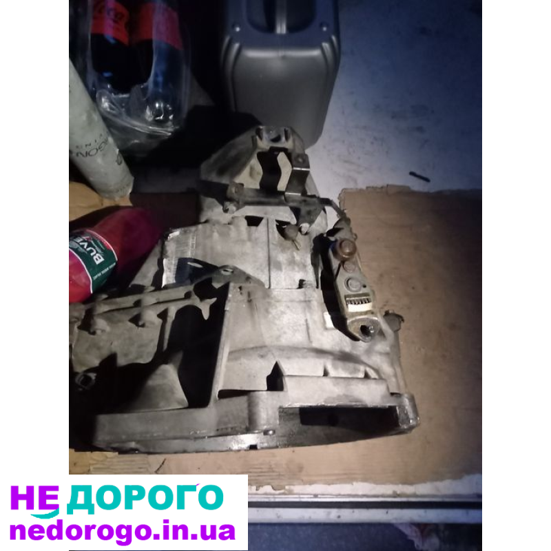 Коробка передач Opel Movano Renault Master 2000р. 5-ступенева, механічна, 2.5 л дизель.