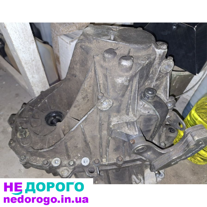 Коробка передач Рено, модель: Clio, рік випуску: 2015, об'єм двигуна: 1.2 л, паливо: бензин.