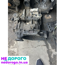 Коробка передач Volkswagen Golf 2,3 1.6d,1,6B,1.9d-5ст