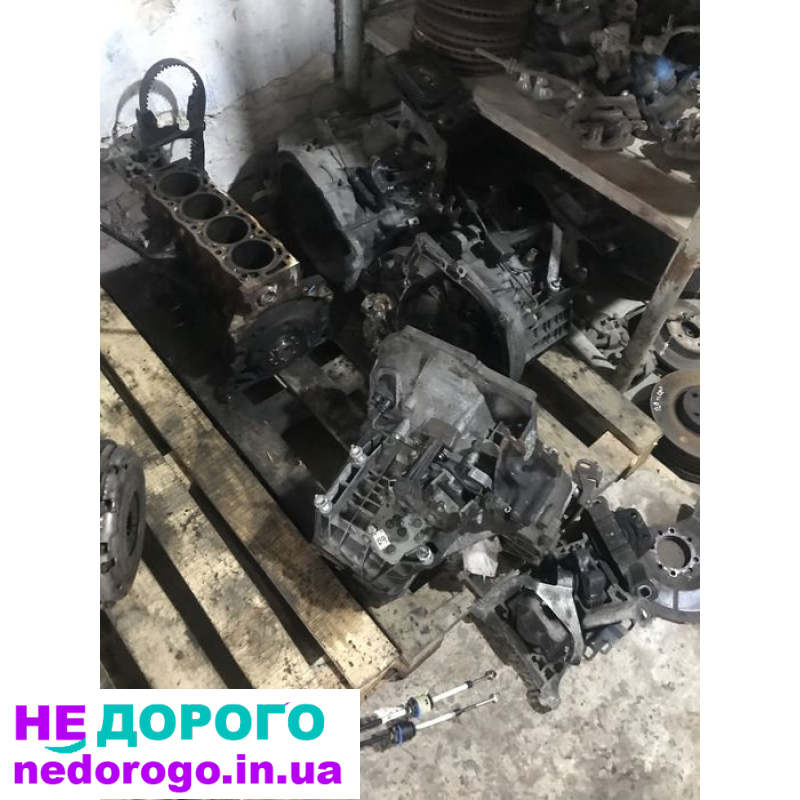 Коробка передач Volvo V50 2006 2.0 дизель 6-ступінчаста.