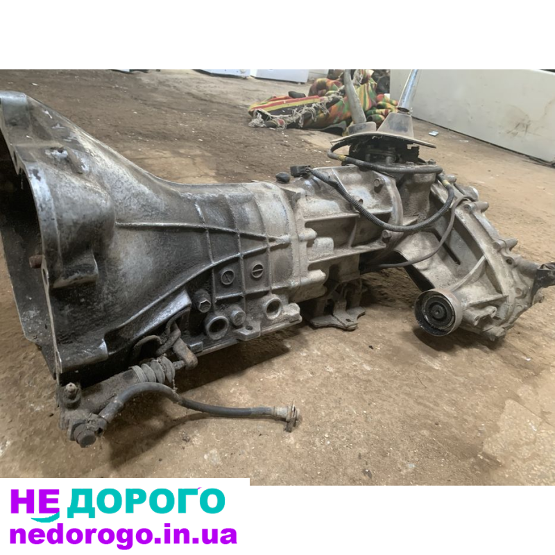 Коробка з роздаткою для Mitsubishi Pajero, модель V5MT1, 2005 рік, об'єм двигуна 3.2 л, паливо - дизель.