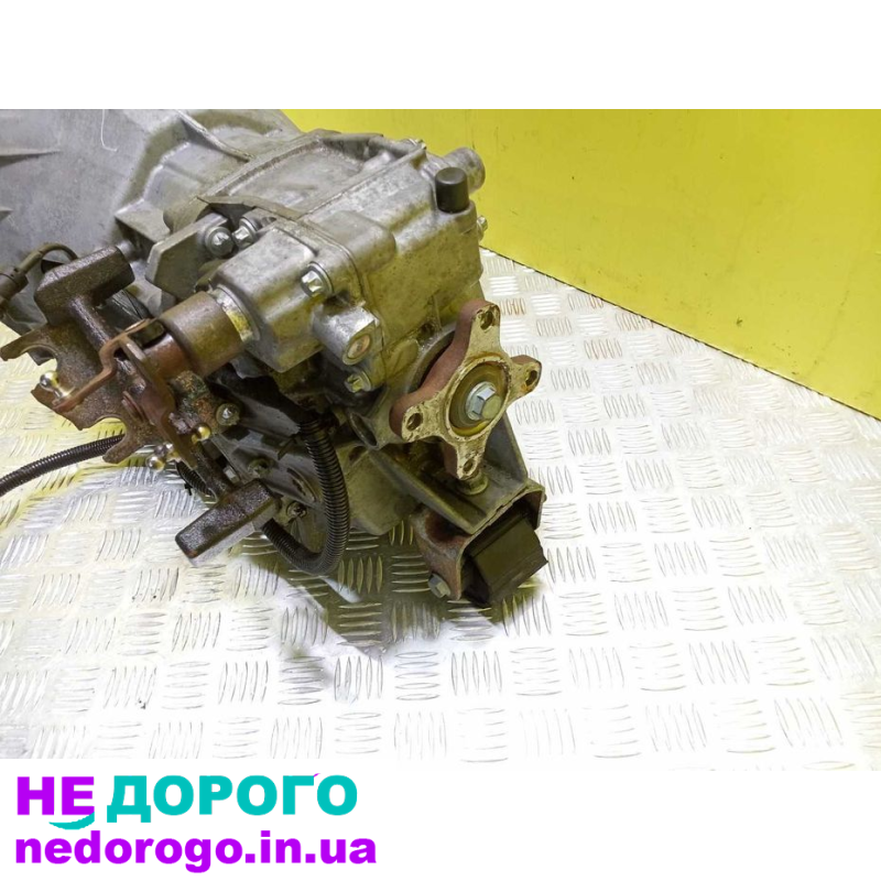 КПП 5ст Mersedes Sprinter W903 2005 2.2л дизель.