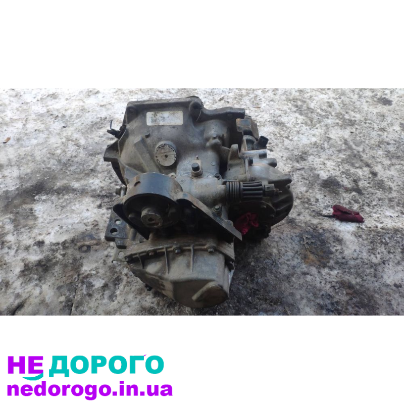 КПП Chrysler Voyager 2.5td 1996, 2.3 л дизель.