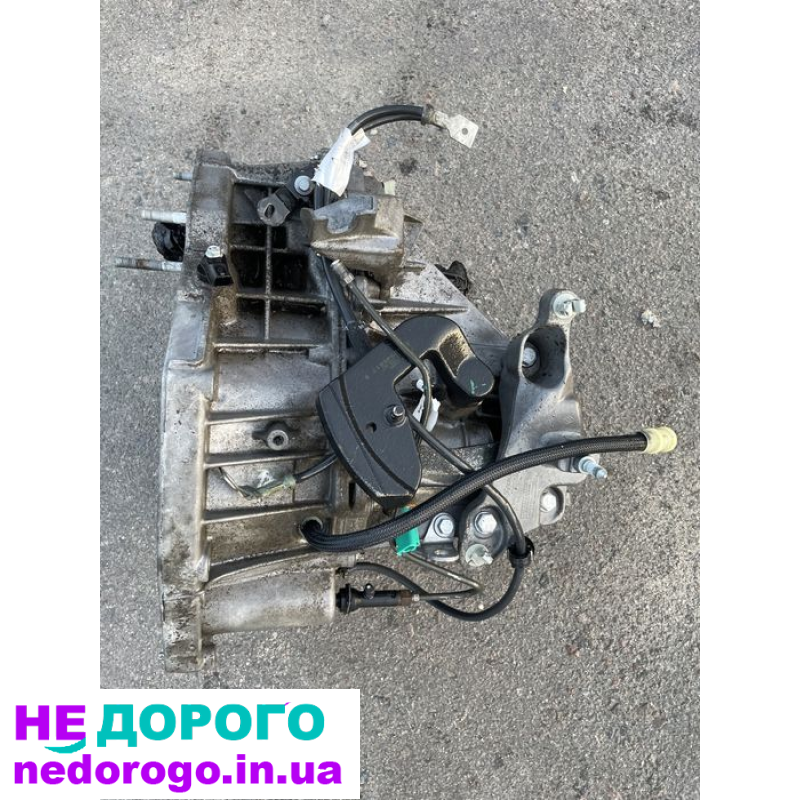 КПП коробка 8201057489 TL8000 Renault Dacia Duster Рено Дачія Дастер