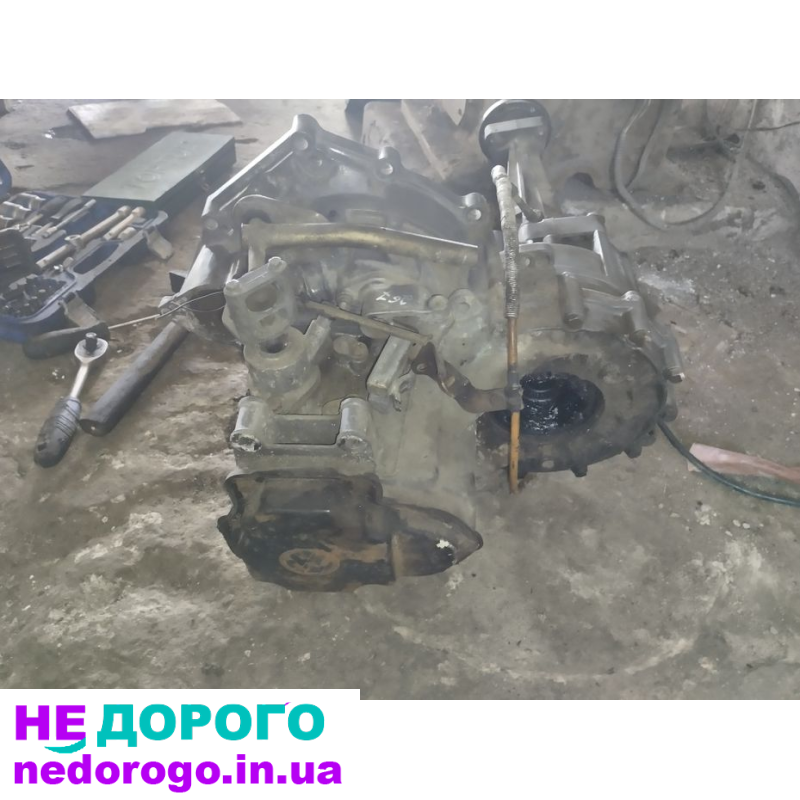 КПП коробка Volkswagen T4 2.4d CHS 1996 2.4 л дизель