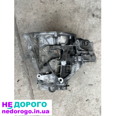 КПП Nissan Qashqai J10 2.0 дизель 2007 рік 6-ступенева коробка передач.