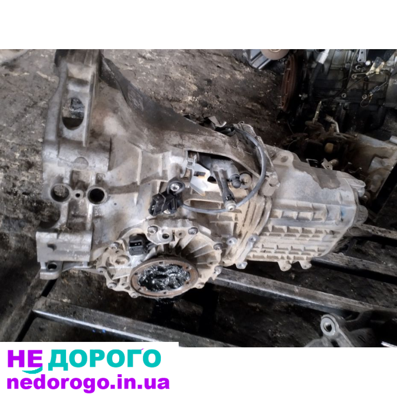 КПП коробка передач 012301103AD audi a4b6 passat b5 1.9тд