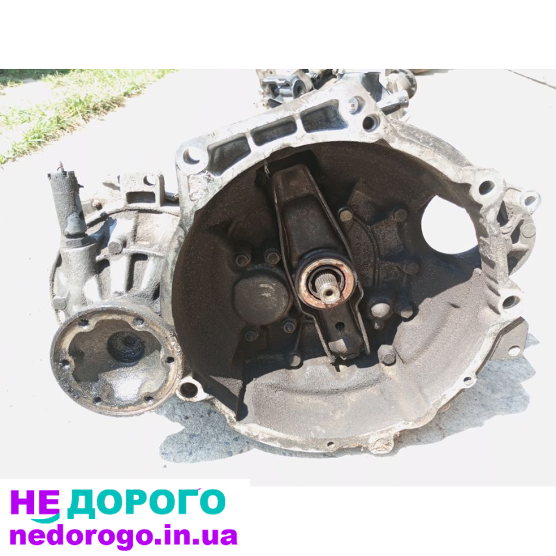КПП Passat B3 B4 Golf 3 Vento 1.8-2.0 1991-1999 бензин
