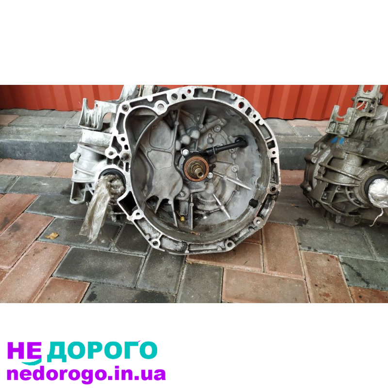 КПП коробка передач RENAULT MEGANE 2 2003-2006 ND0 008 1,9 dci