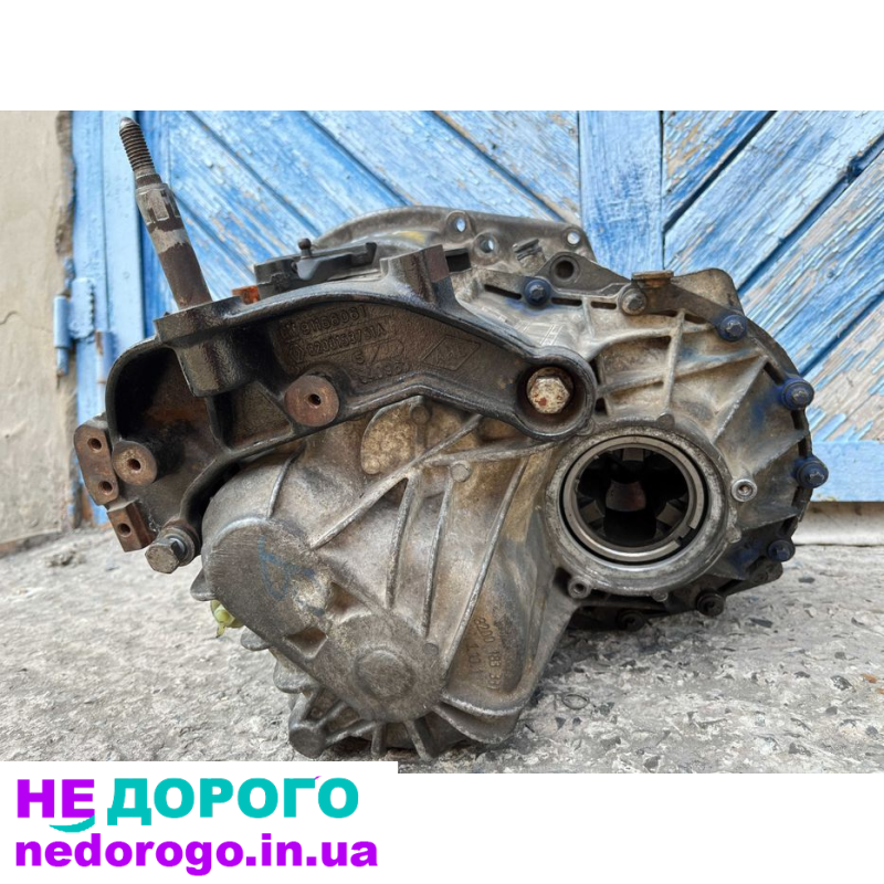 КПП коробка передач Renault Trafic Opel Vivaro 1.9 DCI