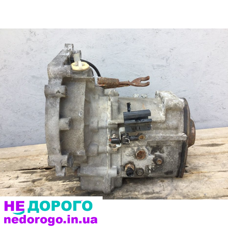 КПП коробка передач Volkswagen Caddy 1.4 1995-2003
