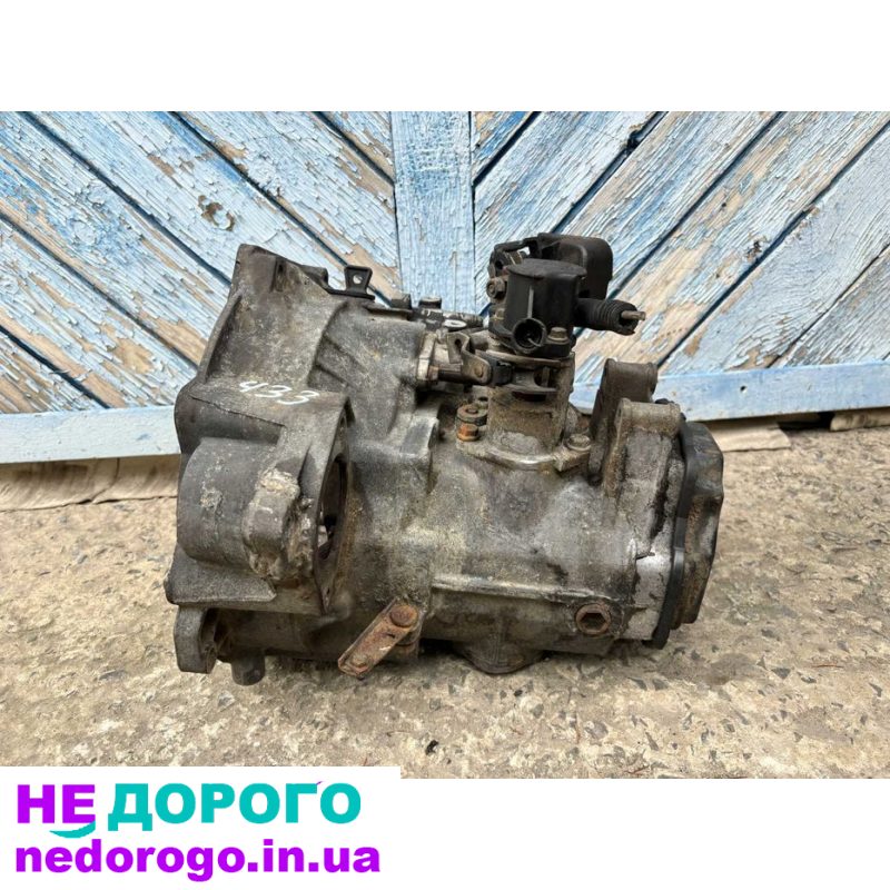 КПП коробка передач Volkswagen Golf 3 Passat B3 B4 1.9 TD/TDI