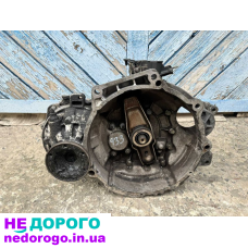 КПП коробка передач Volkswagen Golf 3 Passat B3 B4 1.9 TD/TDI