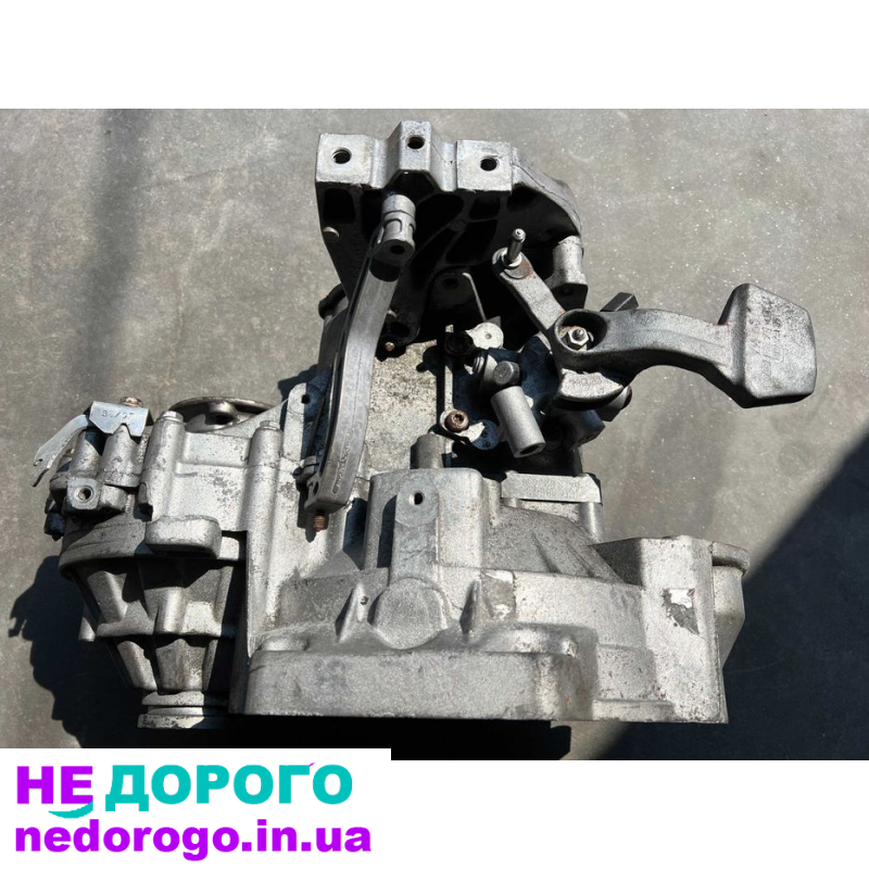 КПП коробка передач VW Passat Golf Caddy Skoda Octavia A5 1.9 TDi JCR