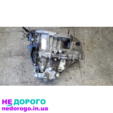 КПП коробка Renault Scenic 3 Megane 3 1.9 дизель 8200667177 F9Q870