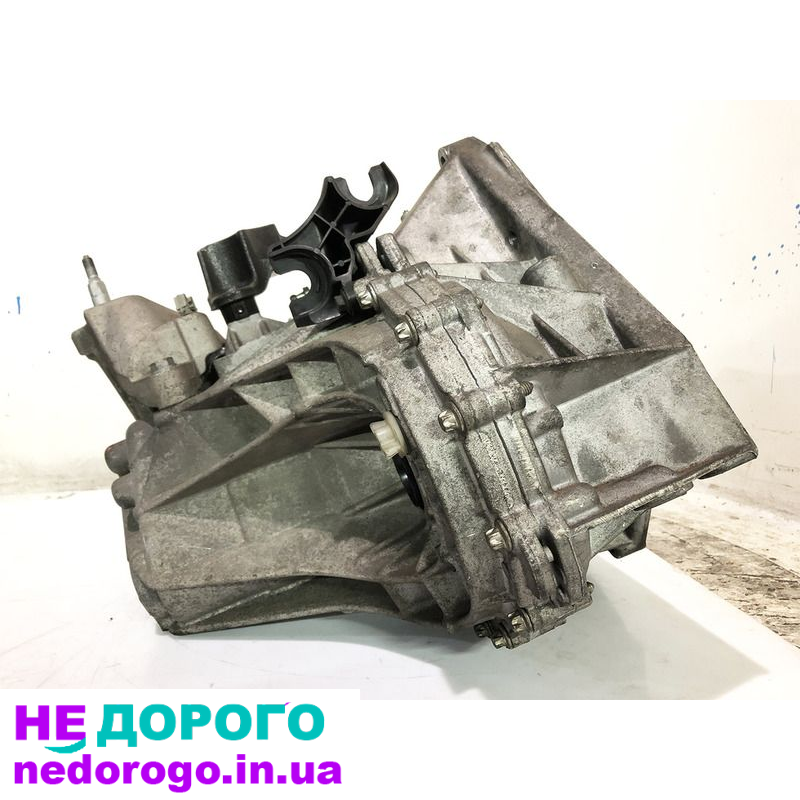 КПП механічна коробка передач TL4015 TL4017 2.0 RENAULT Megane LAGUNA