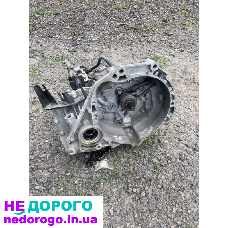 КПП механіка Nissan Note Micra k12 1.4 2003 1.4 л бензин.
