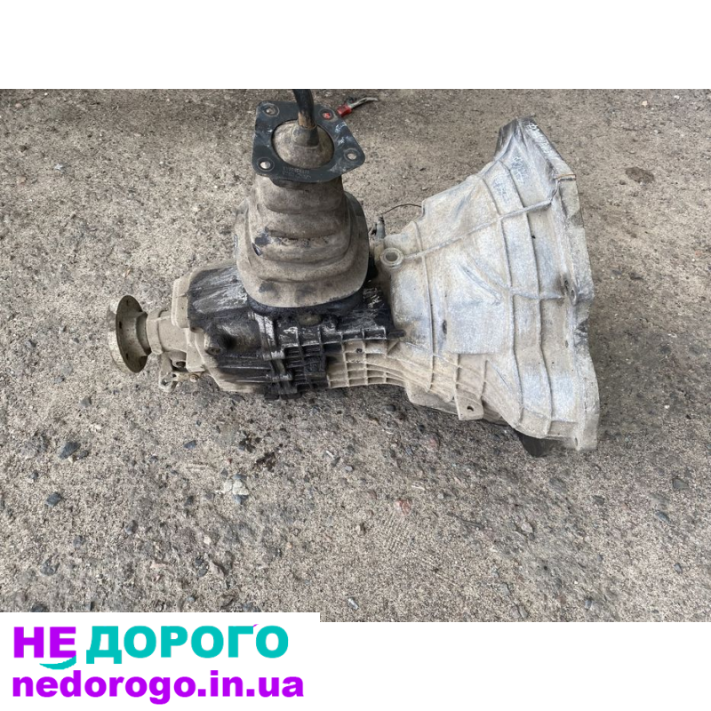 КПП механіка Ford Transit 2.5 дизель 1993-2000: Назва - КПП, модель - механіка, рік випуску - 1993-2000, об'єм двигуна - 2.5 дизель.