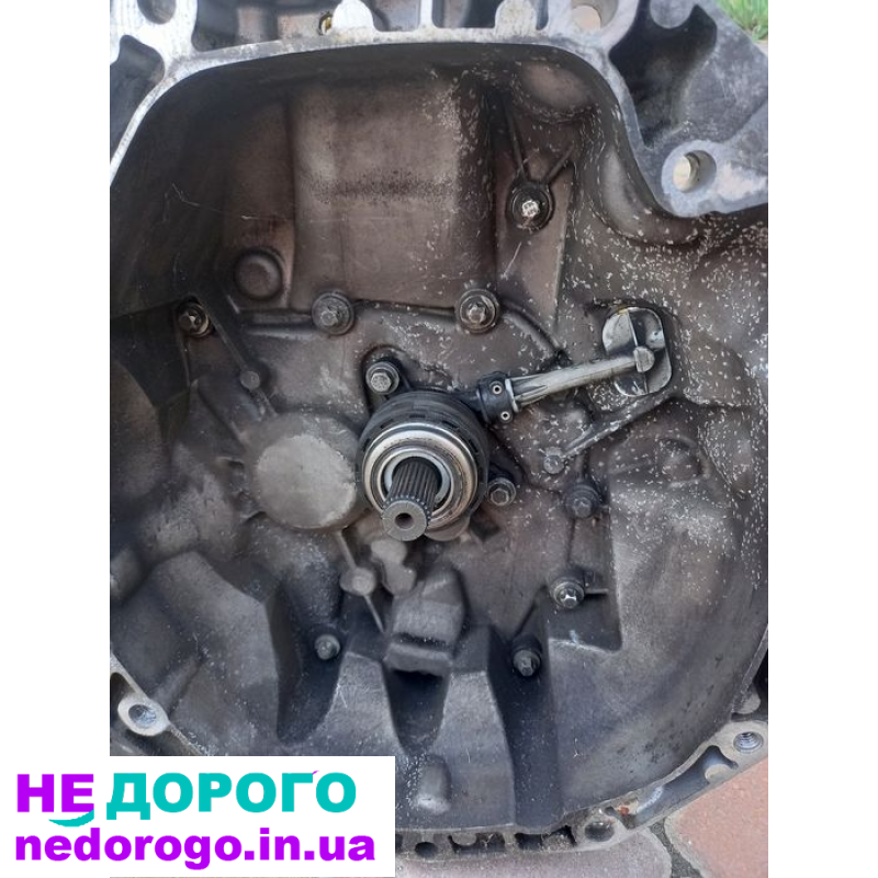 КПП Renault kangoo 2011 5передач