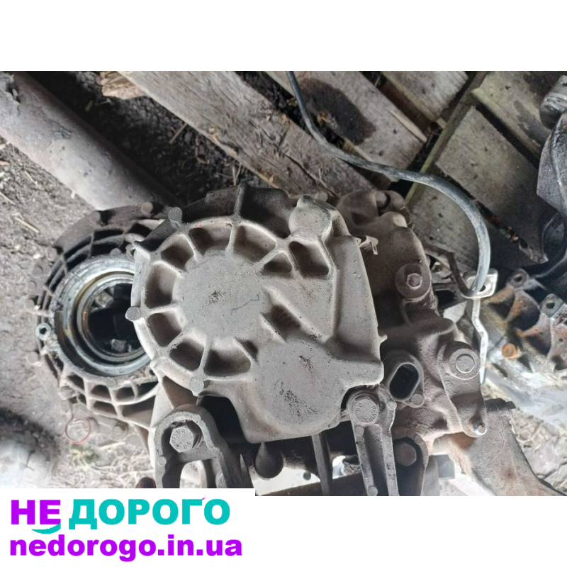КПП Renault safrane 2.2 бензин коробка передач Рено шафран 2.2i
